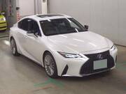 2021 LEXUS IS