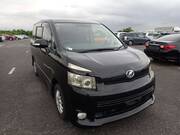 2010 TOYOTA VOXY Z