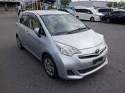 2011 TOYOTA RACTIS G