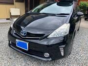 2011 TOYOTA PRIUS ALPHA G