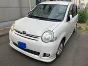 2010 TOYOTA SIENTA