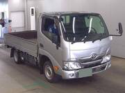 2022 TOYOTA DYNA