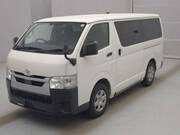 2022 TOYOTA HIACE VAN DX