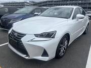 2017 LEXUS IS
