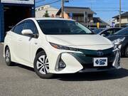 2018 TOYOTA PRIUS PHV