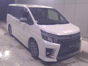 2017 TOYOTA VOXY