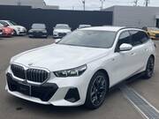 2025 BMW 5 SERIES