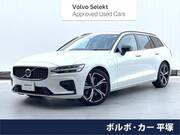 2023 VOLVO V60