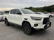 2022 TOYOTA HILUX