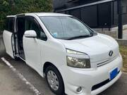 2008 TOYOTA VOXY