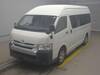 TOYOTA HIACE COMMUTER