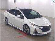 2017 TOYOTA PRIUS PHV