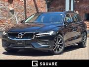2022 VOLVO V60