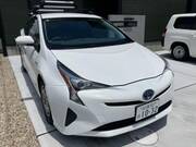 2016 TOYOTA PRIUS S
