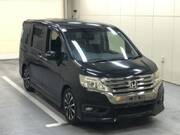 2013 HONDA STEPWAGON