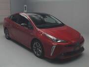 2019 TOYOTA PRIUS