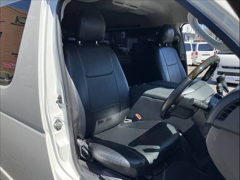 2022 TOYOTA HIACE WAGON for sale - more photos