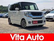 2017 HONDA N-BOX CUSTOM