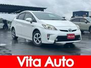 2013 TOYOTA PRIUS S