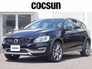 2017 VOLVO V60