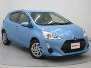 2015 TOYOTA AQUA