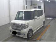 2017 HONDA N-BOX CUSTOM