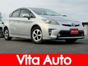2013 TOYOTA PRIUS S