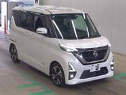 2021 NISSAN ROOX