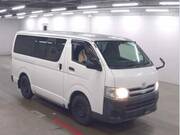 2013 TOYOTA HIACE VAN