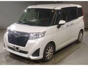2017 TOYOTA ROOMY