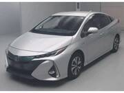 2019 TOYOTA PRIUS PHV