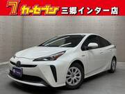 2019 TOYOTA PRIUS S