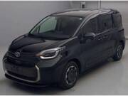 2024 TOYOTA SIENTA