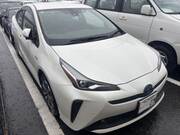 2020 TOYOTA PRIUS