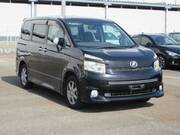 2010 TOYOTA VOXY