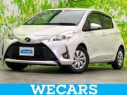 2017 TOYOTA VITZ HYBRID　F