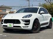 2016 PORSCHE MACAN