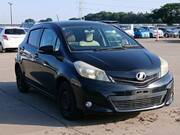 2011 TOYOTA VITZ F