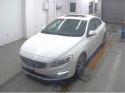 2017 VOLVO S60