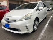 2013 TOYOTA PRIUS ALPHA