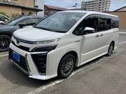 2018 TOYOTA VOXY