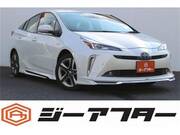 2019 TOYOTA PRIUS