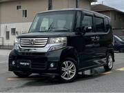 2011 HONDA N-BOX CUSTOM