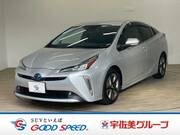 2019 TOYOTA PRIUS