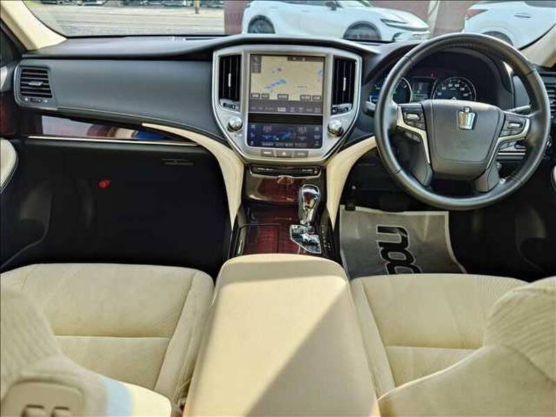 2016 TOYOTA CROWN for sale - photo 4