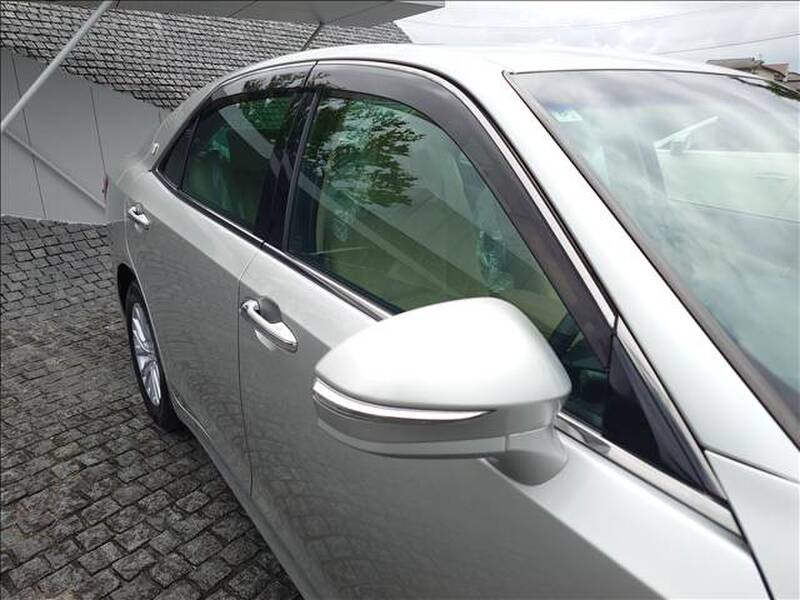 2016 TOYOTA CROWN for sale - more photos