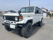 2002 TOYOTA LAND CRUISER
