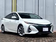 2017 TOYOTA PRIUS PHV