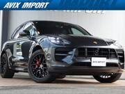 2020 PORSCHE MACAN