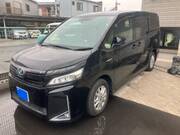 2018 TOYOTA VOXY